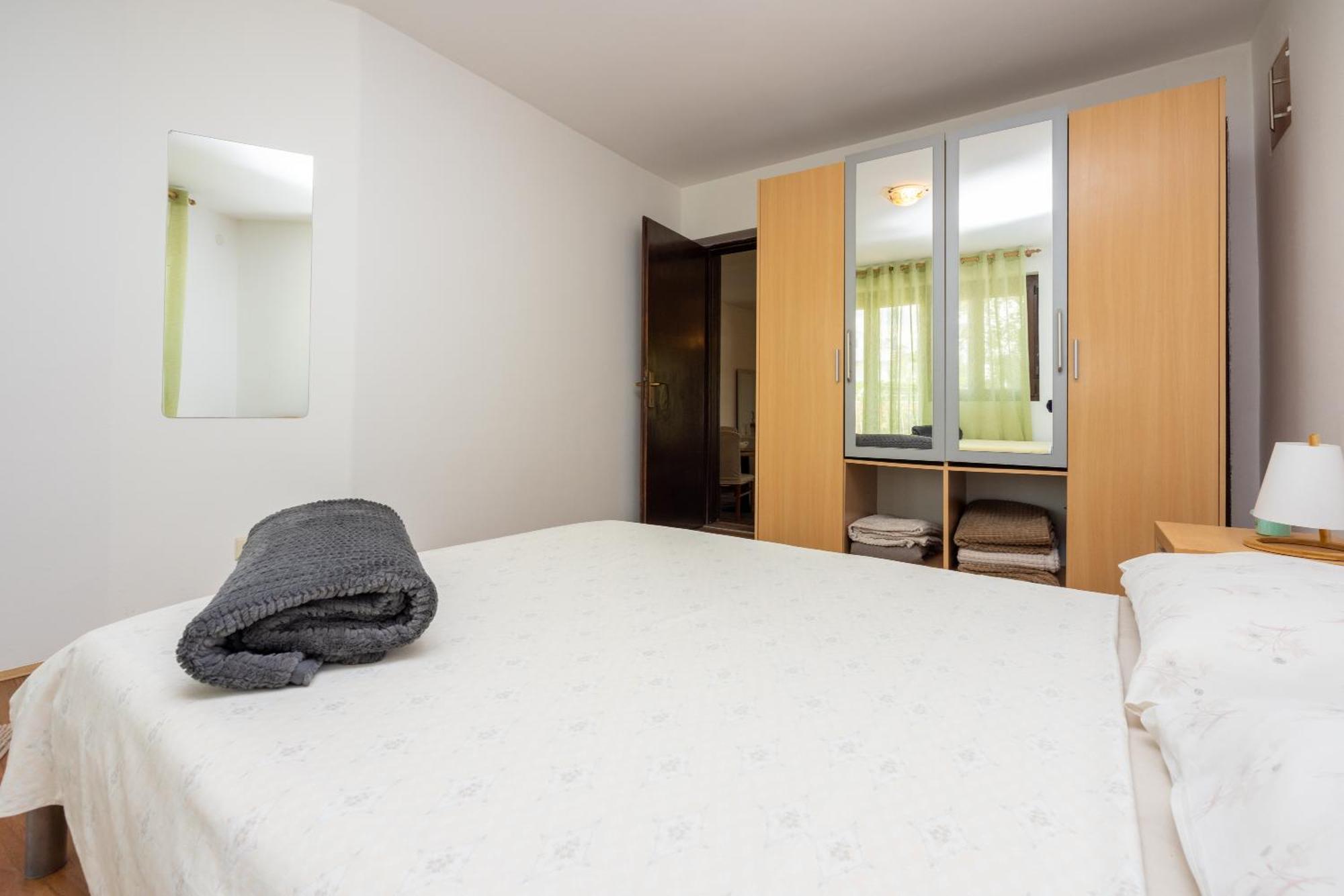 Apartment Dom Ядраново Екстер'єр фото