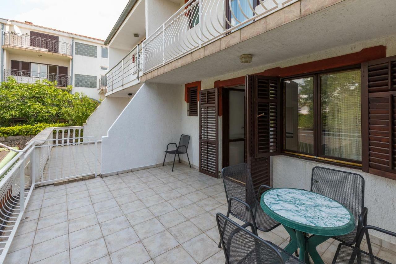 Apartment Dom Ядраново Екстер'єр фото